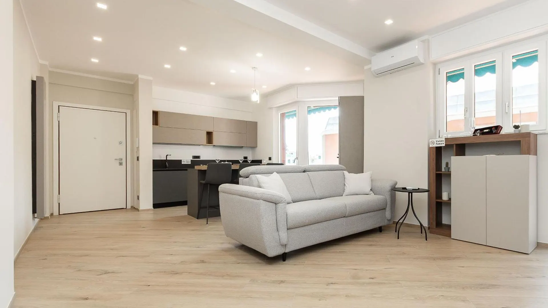 Appartement Free Parking - 3 Minuti Dal Mare à Gênes 0*,  Italie
